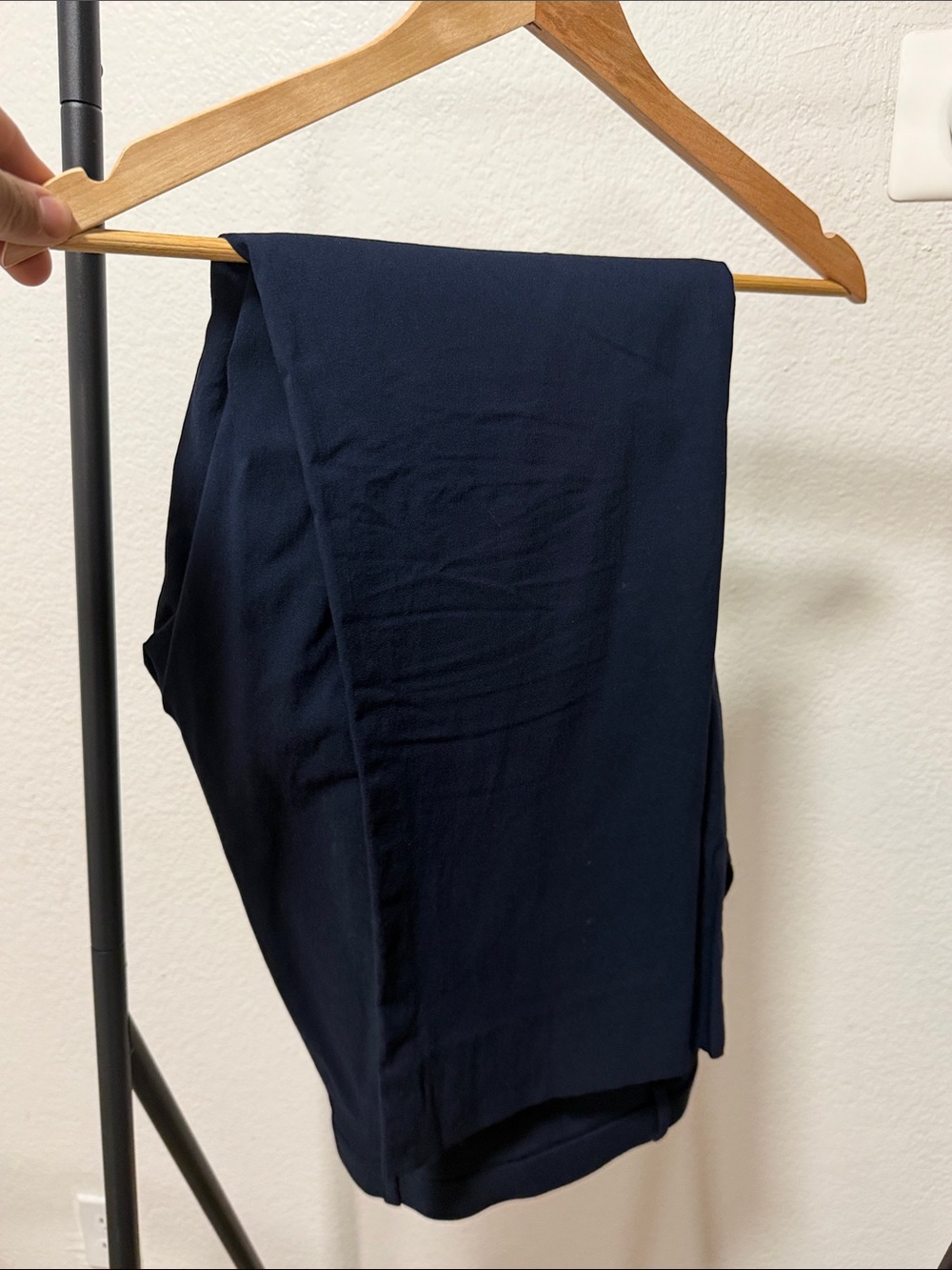 Tommy Hilfiger Men's Navy Dress Pants - Classic Fit